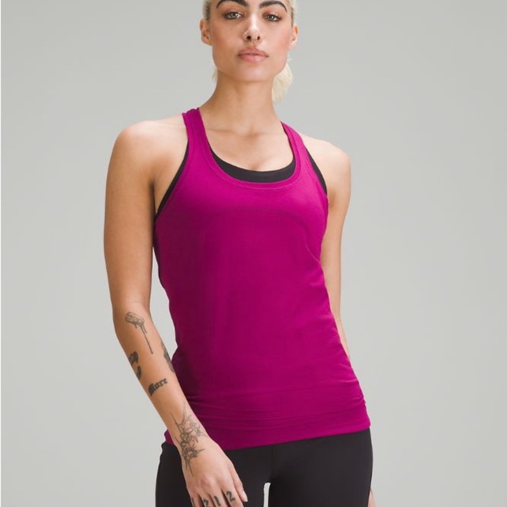 Lululemon Swiftly Tech Racerback
Tank Top 2.0 *Race Length